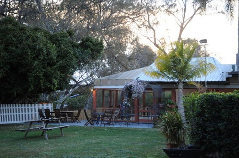 Artesian Spa Motel - Accommodation Main Beach 5