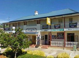 Apsley Arms Hotel - Accommodation Main Beach 0