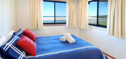 Allure Gerroa - Accommodation Main Beach 1
