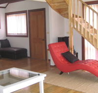 Beach House on Kendalls - Accommodation Main Beach