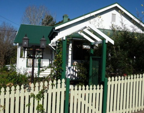 A Room With A View- Gloucester - Accommodation Main Beach 4