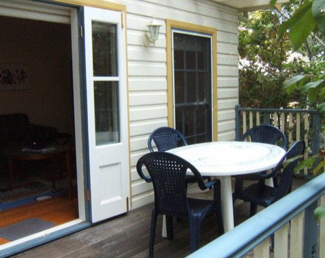 AppleBlossom Cottage - Accommodation Main Beach 1