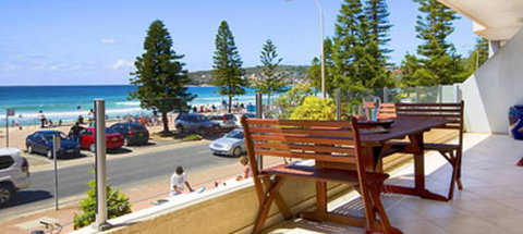 Absolute Beachfront Manly Bed And Breakfast - Accommodation Main Beach 1