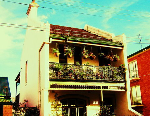 Ardmore House - Accommodation Main Beach 4