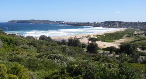A Beach House Near Manly - Accommodation Main Beach 4