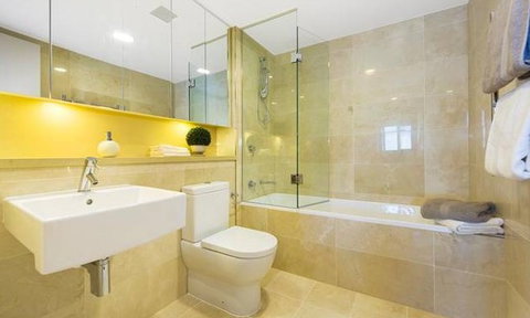 Australia Towers 19.06 - Accommodation Main Beach 1