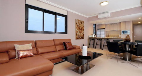 Australia Towers 19.06 - Accommodation Main Beach 5