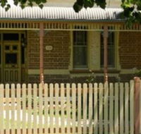 Chuck's Place - Accommodation Main Beach