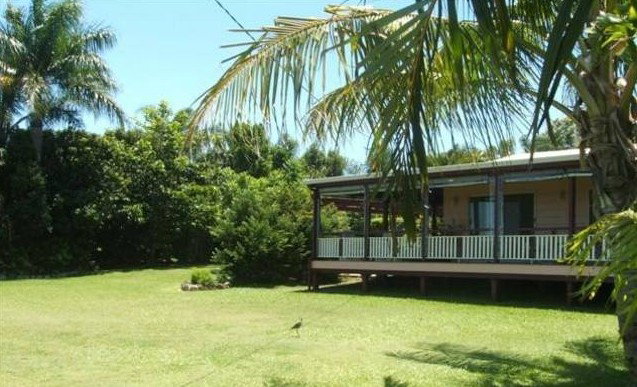 Boonooroo QLD Accommodation Main Beach