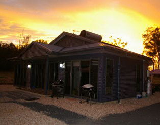 Whispers Of The Valley - Accommodation Main Beach 5