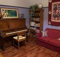 Barney Creek Vineyard Cottages - Accommodation Main Beach