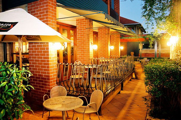 Windsor QLD Accommodation Main Beach