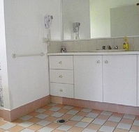 Mirrabooka - Chalet - Accommodation Main Beach