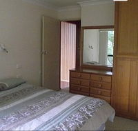 Bowen House - Holiday Home - Accommodation Main Beach