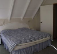 Ty-ar-y-bryn - Holiday Home - Accommodation Main Beach