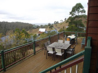 Eagle Outlook - Holiday Home - Accommodation Main Beach 1