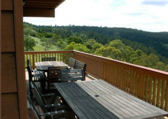 Eagles Rest - Holiday Home - Accommodation Main Beach 3
