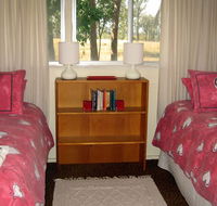 Flag Springs Bush Retreat - Accommodation Main Beach