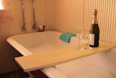 Rachels Cottage - Accommodation Main Beach 1