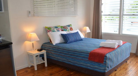 La Costa Motel - Accommodation Main Beach 2