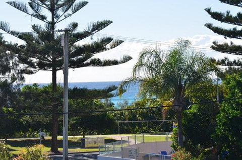 La Costa Motel - Accommodation Main Beach 3