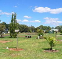 Yarraman Caravan Park - Accommodation Main Beach