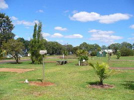 Yarraman Caravan Park - Accommodation Main Beach 0