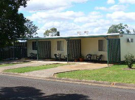 Yarraman Caravan Park - Accommodation Main Beach 2