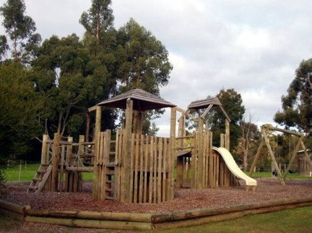 Pemberton Farm Chalets - Accommodation Main Beach 3