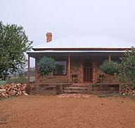 York Cottages - Accommodation Main Beach