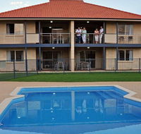 Pinnacles Edge Resort - Accommodation Main Beach