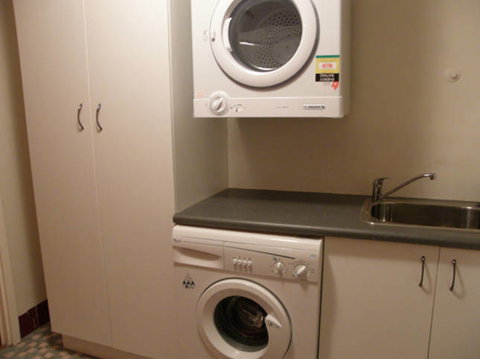 Adair Apartment - Accommodation Main Beach 6