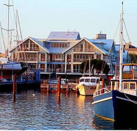 Pelicans Landing - Accommodation Main Beach