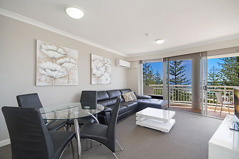 Burleigh Mediterranean Resort - Accommodation Main Beach 13