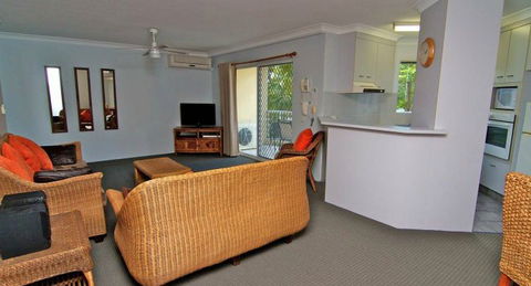 Apartments Paradise Grove - Accommodation Main Beach 1