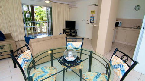 Apartments Paradise Grove - Accommodation Main Beach 2