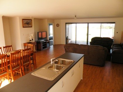 Al-Pac-Em Inn - Accommodation Main Beach 2