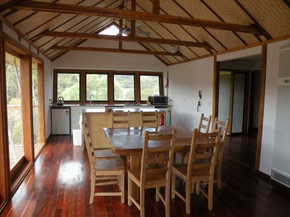 Ulaveo - Accommodation Main Beach 3