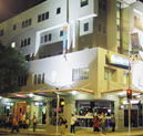 Tinbilly Travellers - Accommodation Main Beach