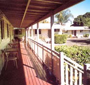 Bottle Tree Gardens Motel - Accommodation Main Beach