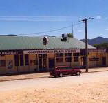 CORRYONG HOTEL/MOTEL - Accommodation Main Beach
