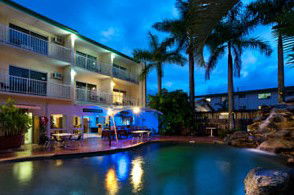 City Sheridan Inn - Accommodation Main Beach 1