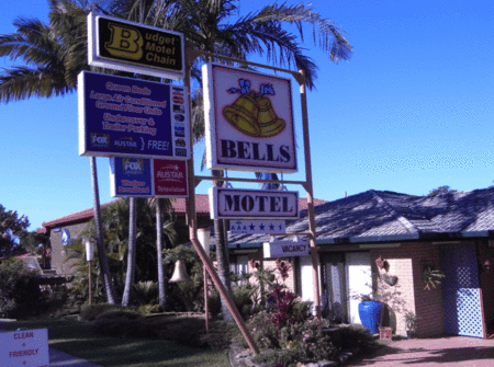 Bells Motel - Accommodation Main Beach