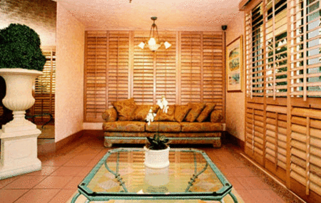 Esplanade Luxury Beachfront Apartments - Accommodation Main Beach