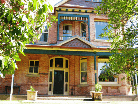 Penghana Bed and Breakfast - Accommodation Main Beach
