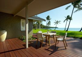 Long Pocket QLD Accommodation Main Beach
