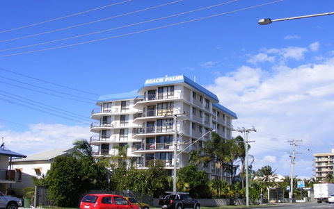 Beach Palms Holiday Apartments - Accommodation Main Beach 0