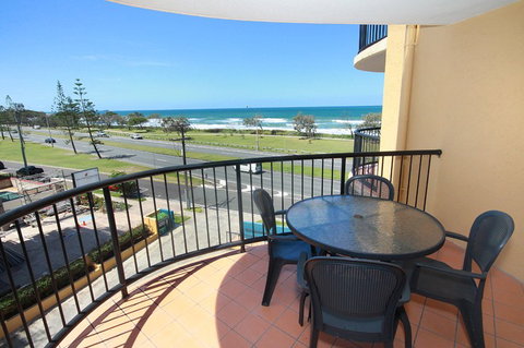 Ocean Boulevard - Accommodation Main Beach 2