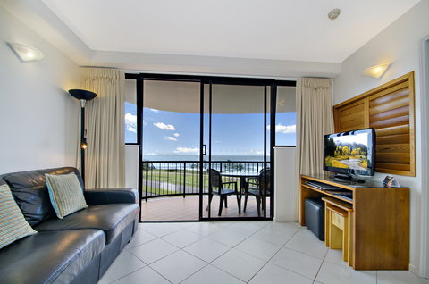 Ocean Boulevard - Accommodation Main Beach 8
