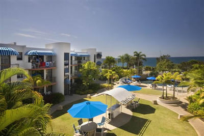 Headland Tropicana - Accommodation Main Beach 5